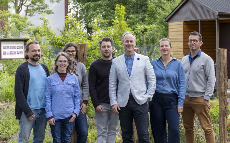 Gruppenfoto von der Stiftung für Mensch und Umwelt